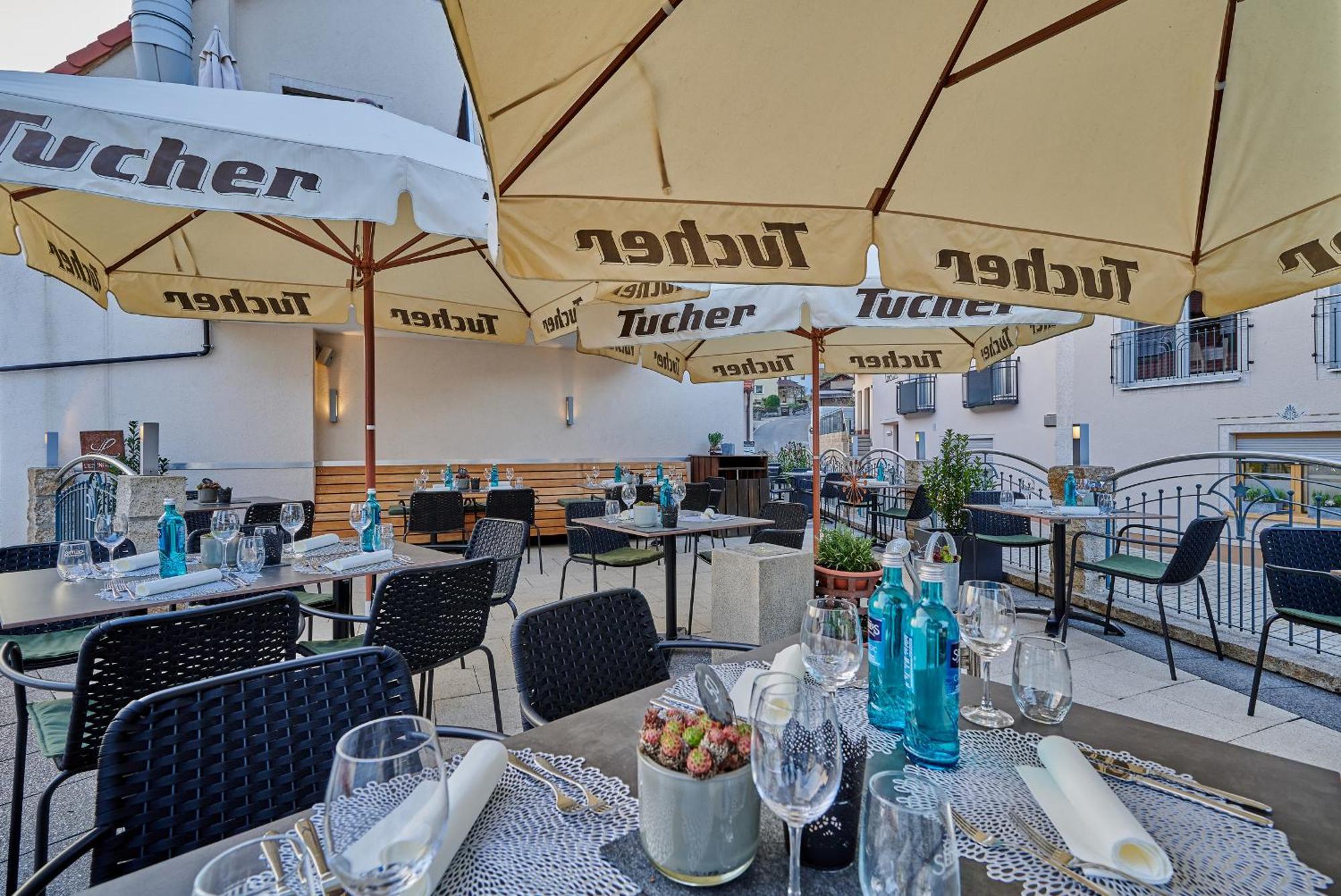 Landhotel Sternwirt - Das Wellnesshotel Zwischen Nuernberg Und Amberg Hogen Eksteriør billede