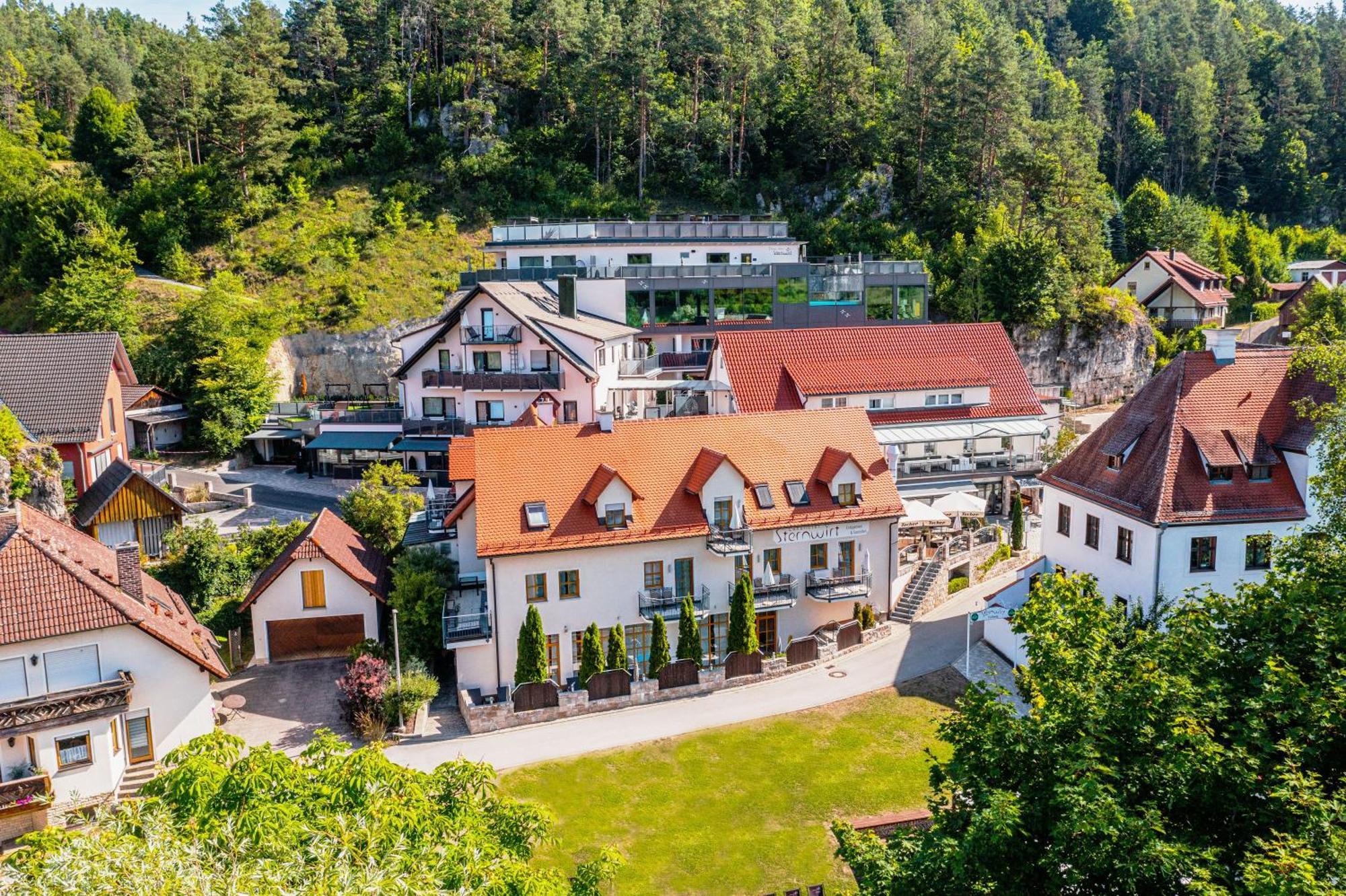 Landhotel Sternwirt - Das Wellnesshotel Zwischen Nuernberg Und Amberg Hogen Eksteriør billede